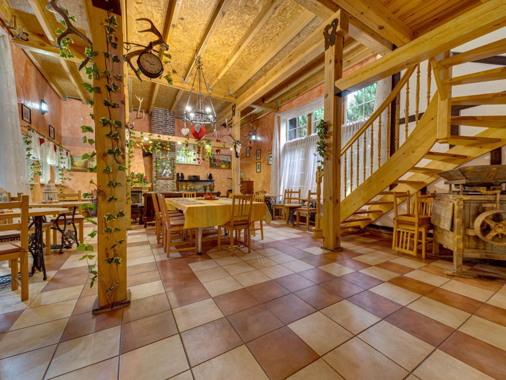 Holiday Home Gościniec Pod Dwoma Sercami Tuplice Zewnętrze zdjęcie